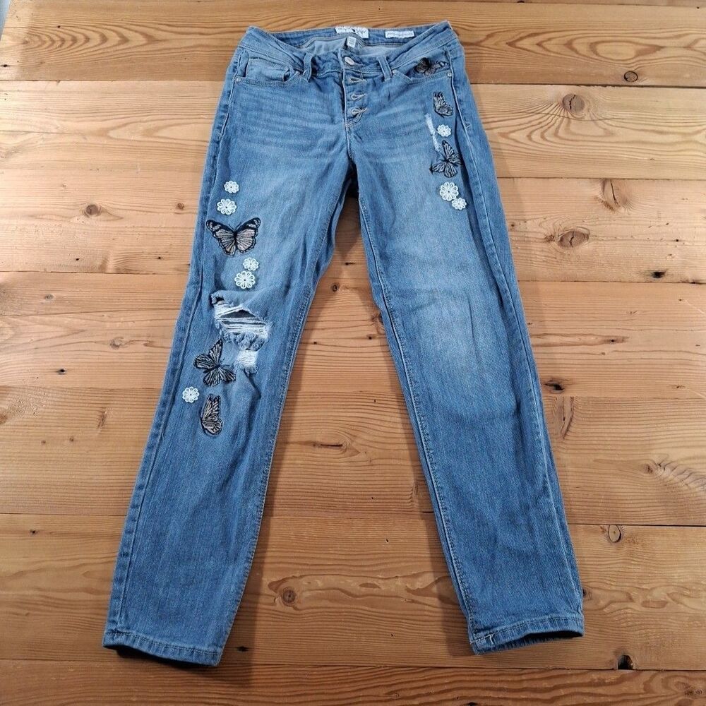 Black Daisy Jamie Relaxed Skinny  Size 5 Womens Distressed Butterflies Buttonfly